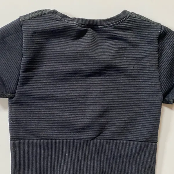 Baby Tee Offline by Aerie Womens XS‎ Black Seamless Ribbed Short Sleeve Crop Top - Image 4