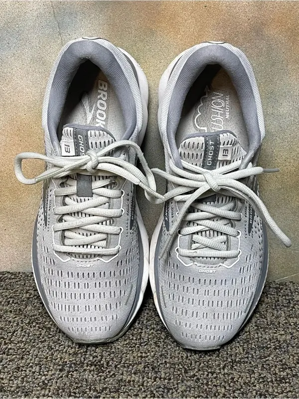 Brooks Ghost 13 Women's Gray Running Shoes Size 7.5B - Image 7