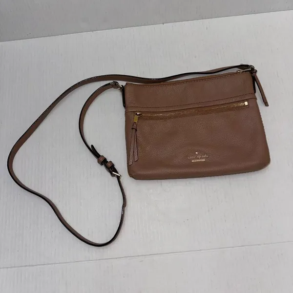 Kate Spade Jackson Street Gabriele Crossbody Bag Brown Leather‎ Adjustable Strap - Image 2
