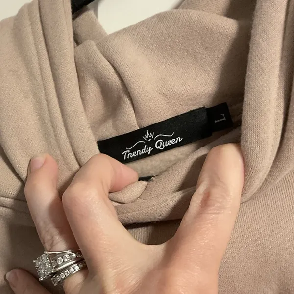 Tan Oversized Relaxed Hoodie Size L - Image 3