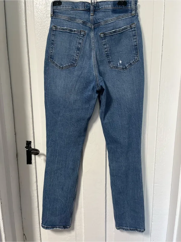 Abercrombie & Fitch Short Curve Love Ultra High Rise 90s slim straight Jeans 6 - Image 4