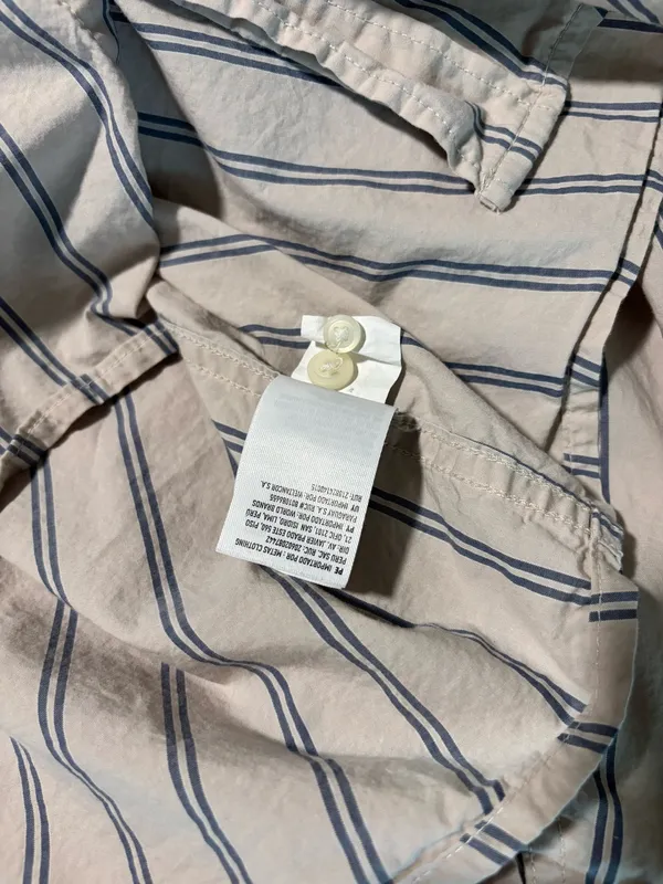 American Eagle Outfitters Button-Up - Image 5