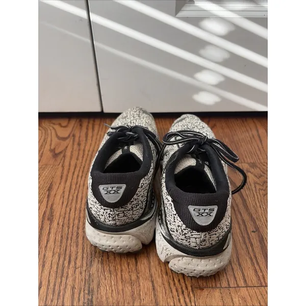 Brooks Adrenaline GTS 20 Sneakers Women’s Black White Athletic Shoes Size 9 - Image 4