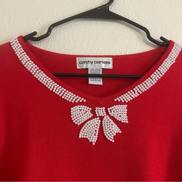 Cathy Daniels Vintage Pearl Bow Christmas Winter Sweater - Image 2