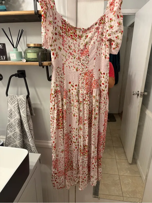 Zara White Maxi Dress with Red Floral Print - Image 6