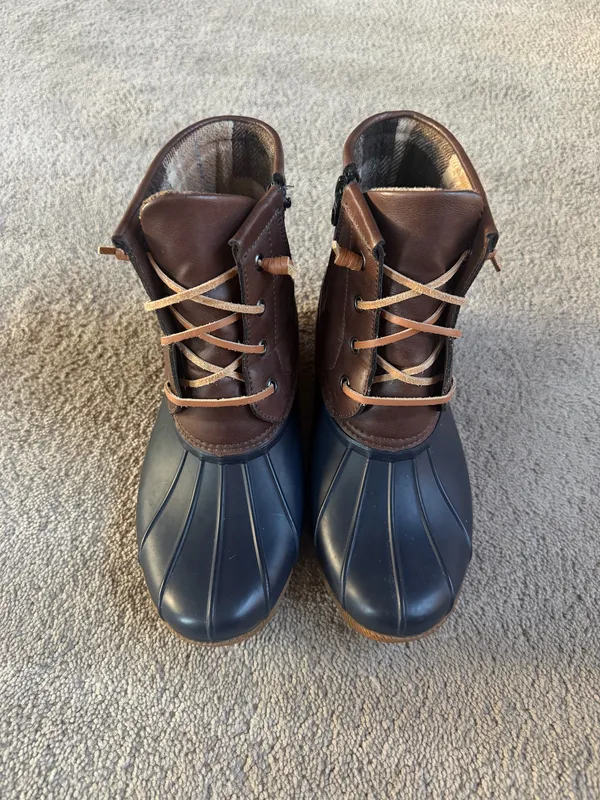 Skechers Brown & Black Duck Boots – Women’s Size 9 - Image 3