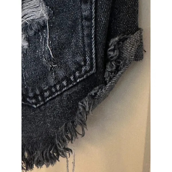 Vestique Faded Black Button Up Rolled Cutoff Jean Shorts Women's Sz Medium - Image 5