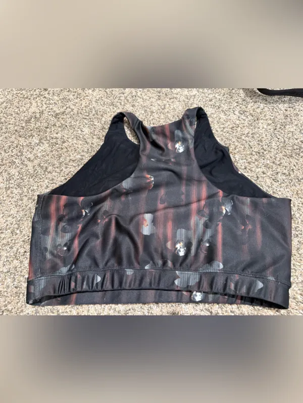 Peloton Black and Burgundy Floral-Striped Crop Sports Bra size large - Image 3