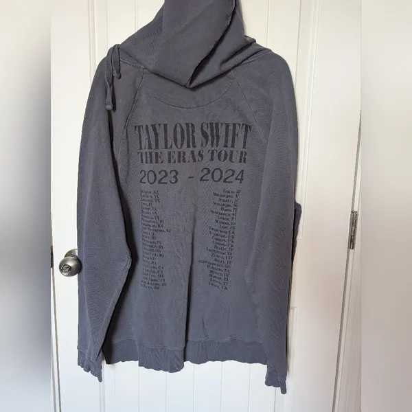 Taylor Swift Gray The Eras 2023-2024 Hoodie Blue/Grey XLarge - Image 2