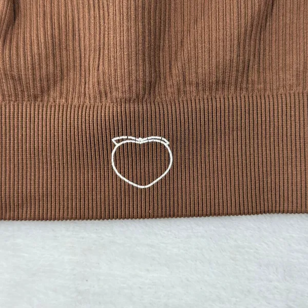 Peachy Bunz Brown Ribbed Seamless Square Neck Crop Top‎ Workout Shirt M - Image 5
