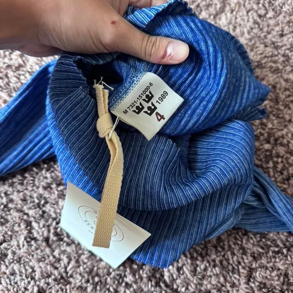 Ribbed cropped blue turtle neck top - Image 4