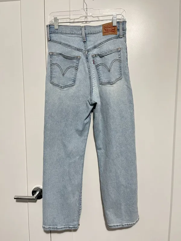 Levi's Size 29 Blue Ribcage Straight Button Fly Jeans - Image 5