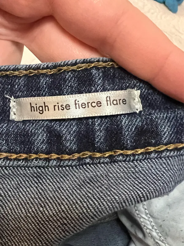 Wrangler Flare High-Rise Jeans Women’s - Image 7