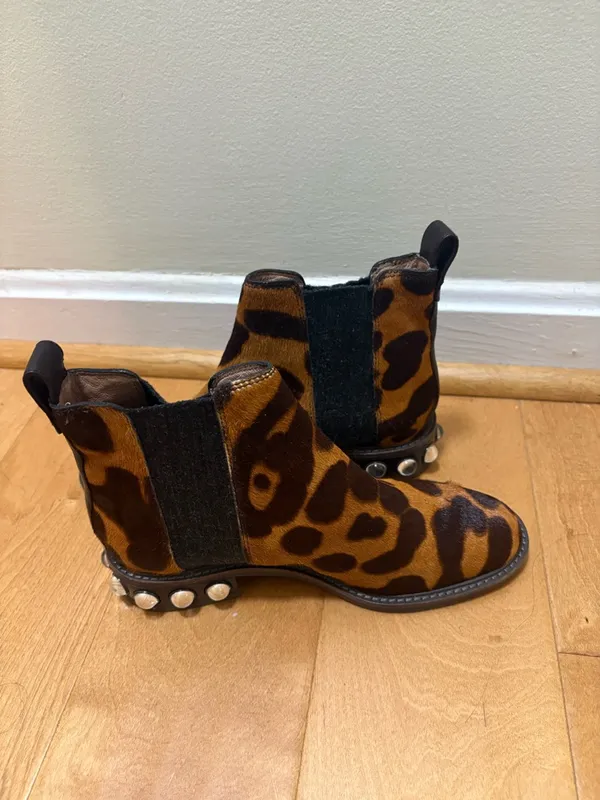 Louise et Cie Venda Chelsea boots leopard calf leather sz 7 brown. - Image 5