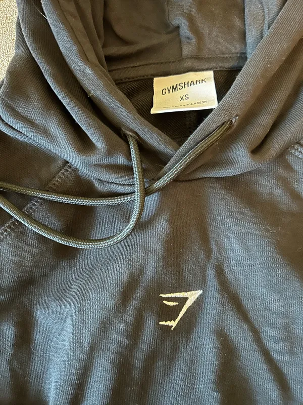 Gymshark Cropped Hoodie Black - Image 2