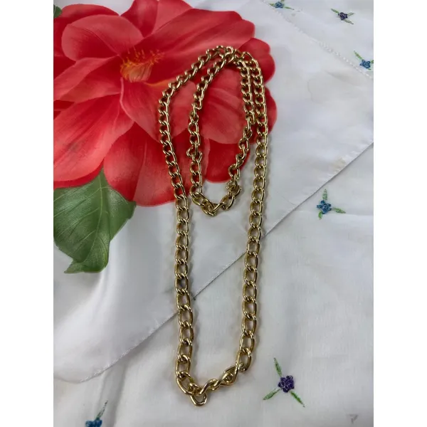 Vintage‎ Gold Tone Curb Link Chain Necklace Long Layering Statement - Image 2