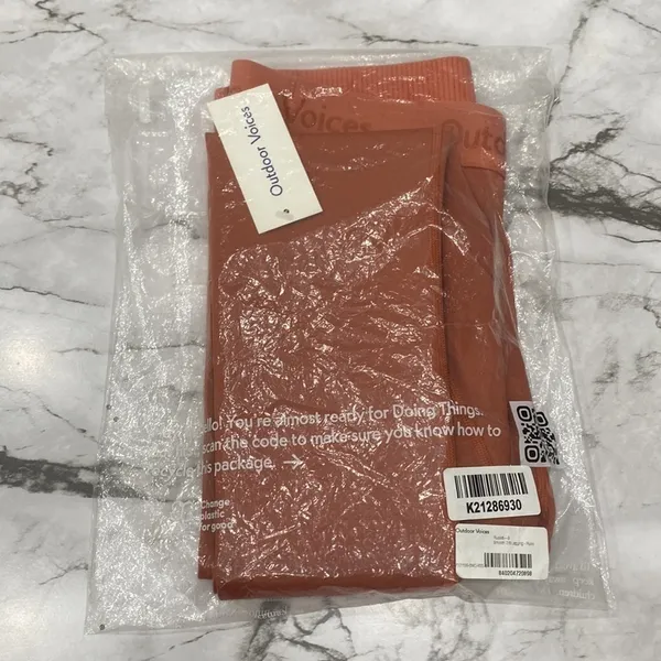 NWT Outdoor Voices Smooth 7/8 Leggings Russet Small - Image 6