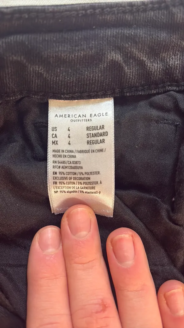 American Eagle Jeans Ripped Black Mid-Rise - Image 4