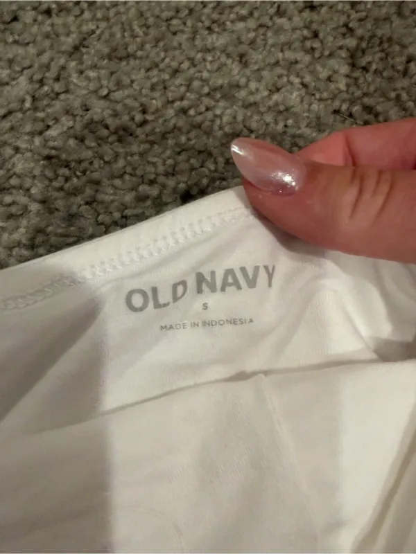 Old Navy White Strapless Tube Camisole - Image 4