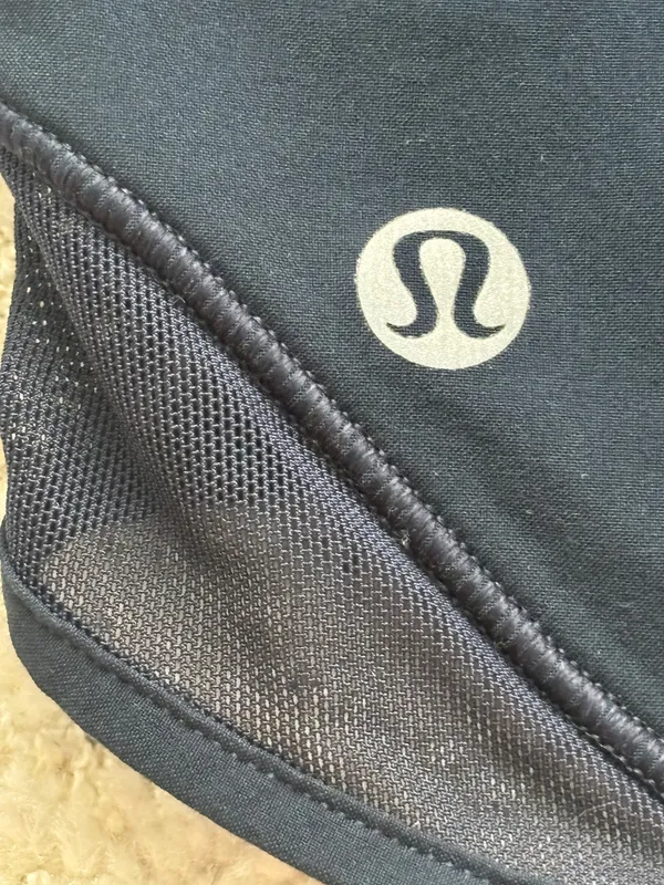Women’s Lululemon Hotty Hot Shorts 4" - Image 3