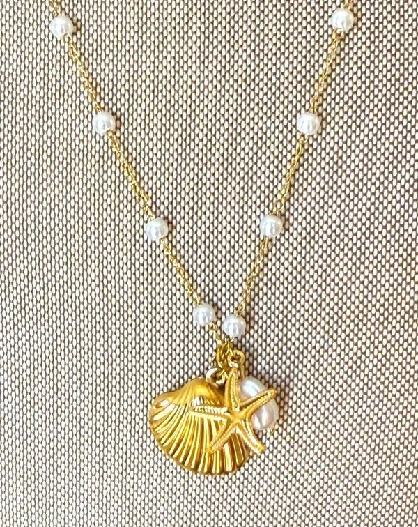 Gold Tobe Shell and Pearl Necklace - Image 2