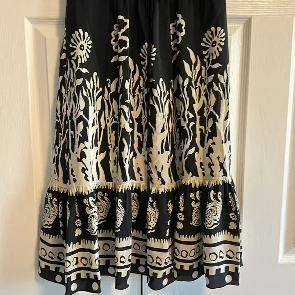 Anna Sui Anthropologie Women’s Black & Cream Floral Short-sleeve Flowy Dress - Image 3