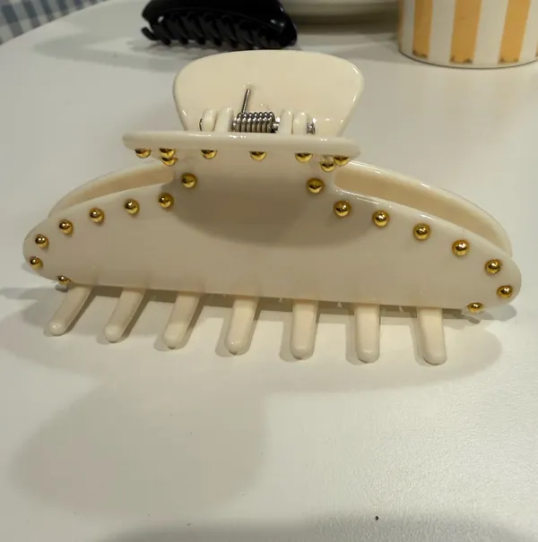 H&M Studded Claw Clip - Image 2