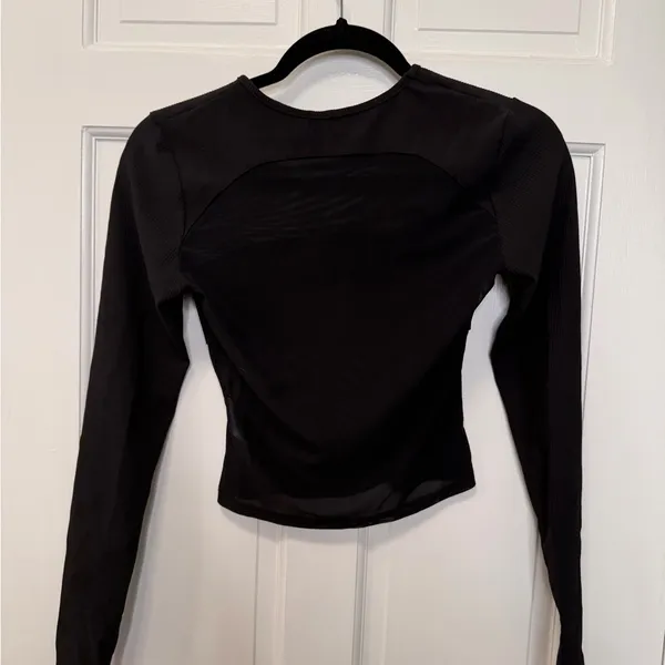 Edikted Black‎ Ribbed Long Sleeve Mesh Crop Top Size Medium - Image 5