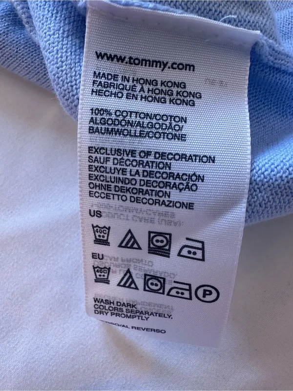 Tommy Hilfiger Light Blue Argyle V-Neck Sweater with Blue & White Diamonds - Image 4