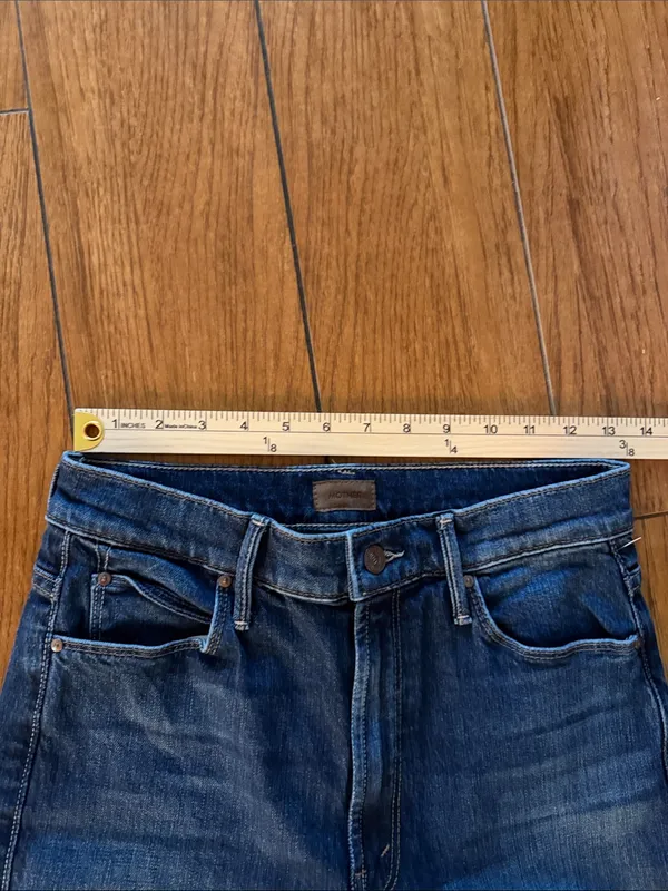MOTHER The High Waisted Runaway Jeans- size 27 - Image 6