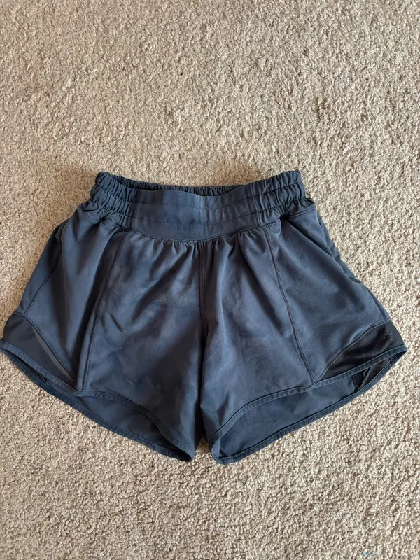 Gray lululemon hotty hot shorts Size 0 - Image 2