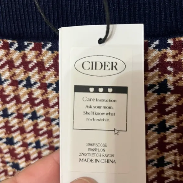 Cider Red and Black Houndstooth Mini Skirt‎ - Image 4