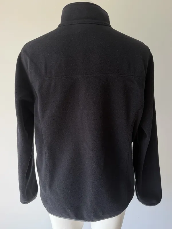 L.L. Bean Women’s Black Fleece Zip Jacket  - Image 8