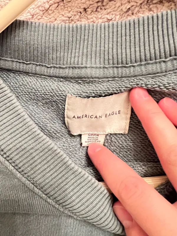 American Eagle Oversized Crewneck - Image 2