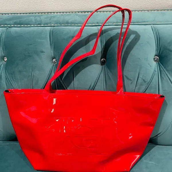 Carolina Herrera Good Girl Limited Edition Red Glossy large patent tote bag - Image 3