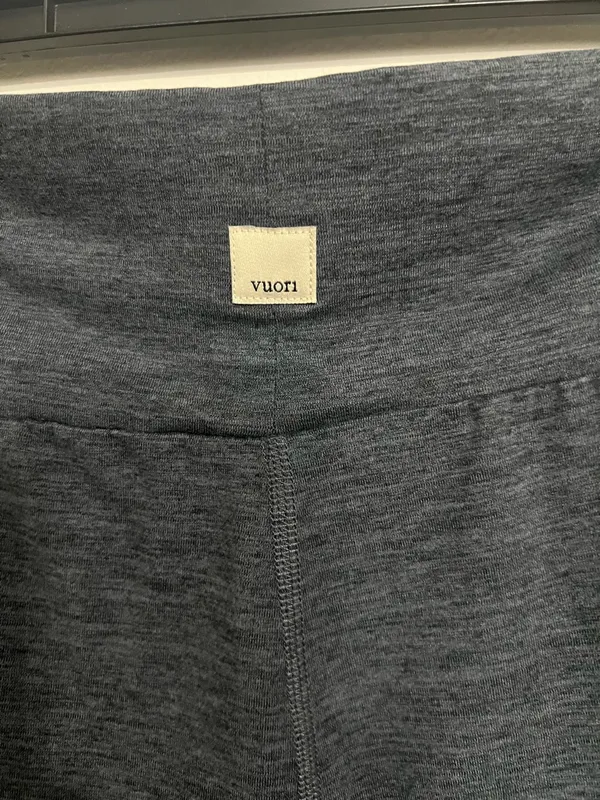 Vuori Heather Charcoal High-Waist Performance Leggings - Image 3