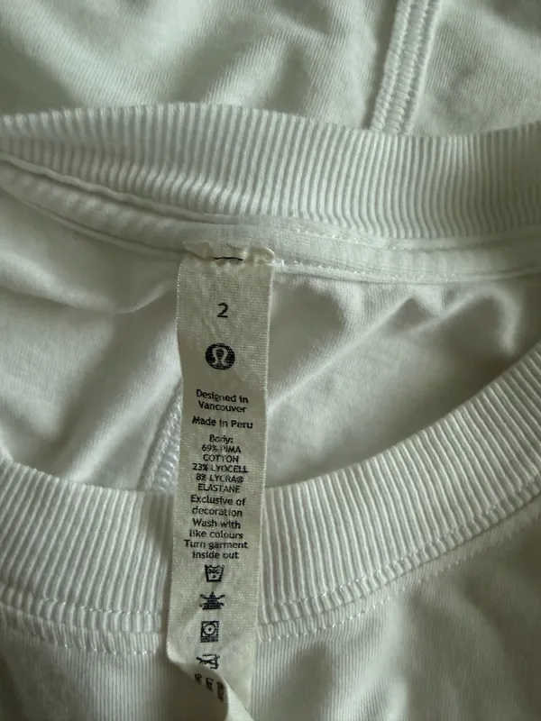 Lululemon Branded Cropped Tank - Image 3
