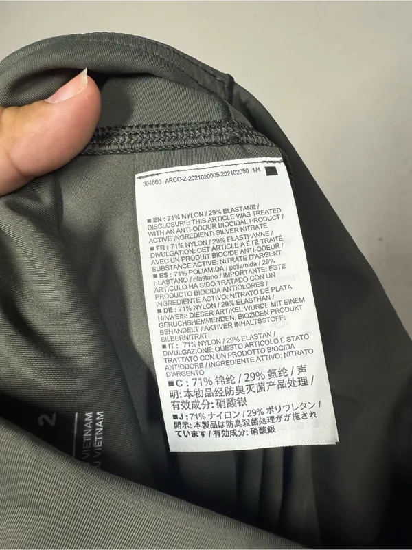 Arc'Teryx Oriel High Rise Legging 26" Size 2 - Image 5