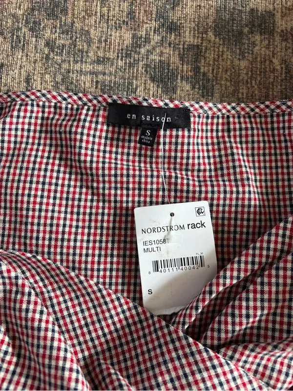 NWT En Saison Red Gingham Wrap Crop Top Size Small - Image 6