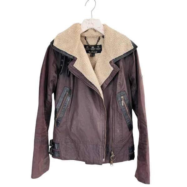 Barbour Women's Ordinance wax coated Jacket in Brown shearling lining GUC - Image 2