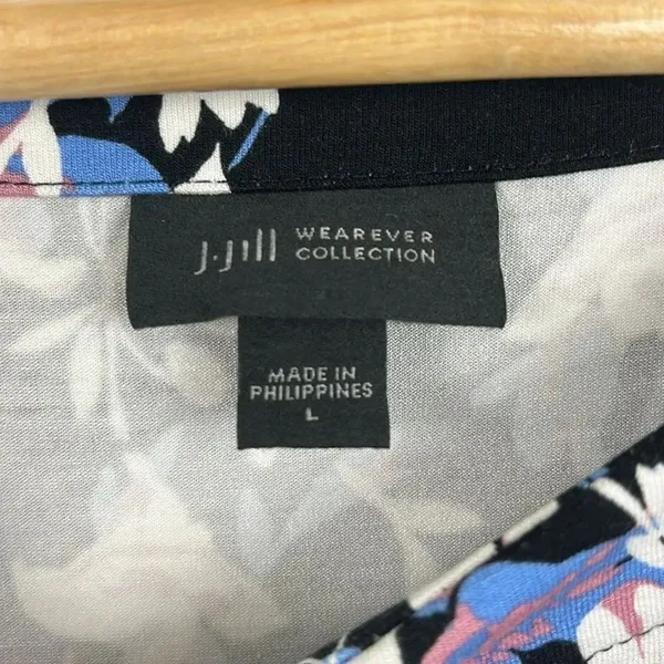 J.Jill women’s wearever collection black floral knee length short sleeve dress - Image 2