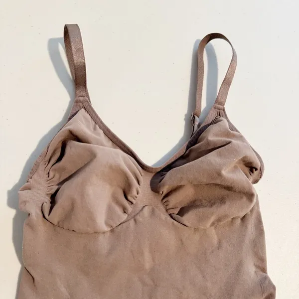 Seamless Adjustable Strap Shapewear Thong Bodysuit Stretch Tan Size Small Medium - Image 2