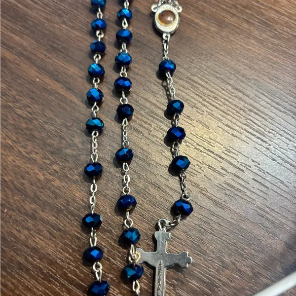 Vintage Terra Jerusalem Rosary relic beads and shimmering Aurora Borealis bead. - Image 2