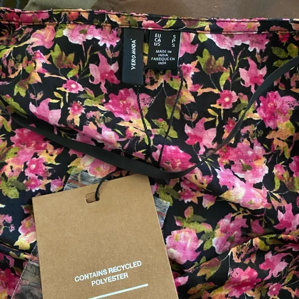 Vero Moda Elly Floral Mini Dress Long Sleeve NWT Small Pink - Image 6