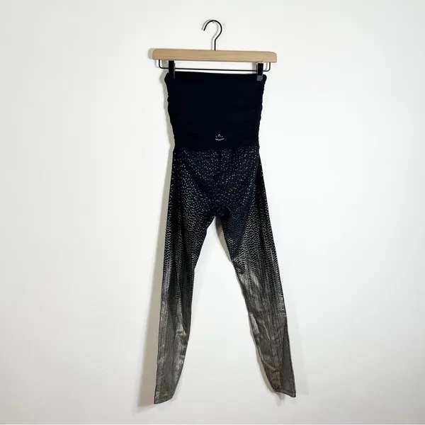 Beyond the Bump Alloy Ombré Metallic Over the Bump Leggings Small - Image 5