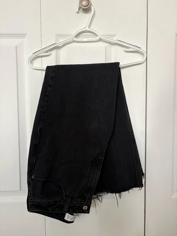 Abercrombie high rise 90 relaxed black jeans - Image 3