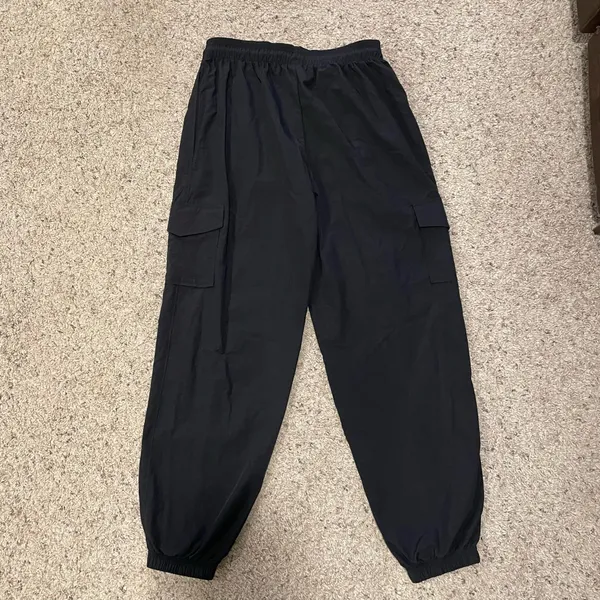 DICK'S Sporting Goods Black Cargo Track Pants - Image 4