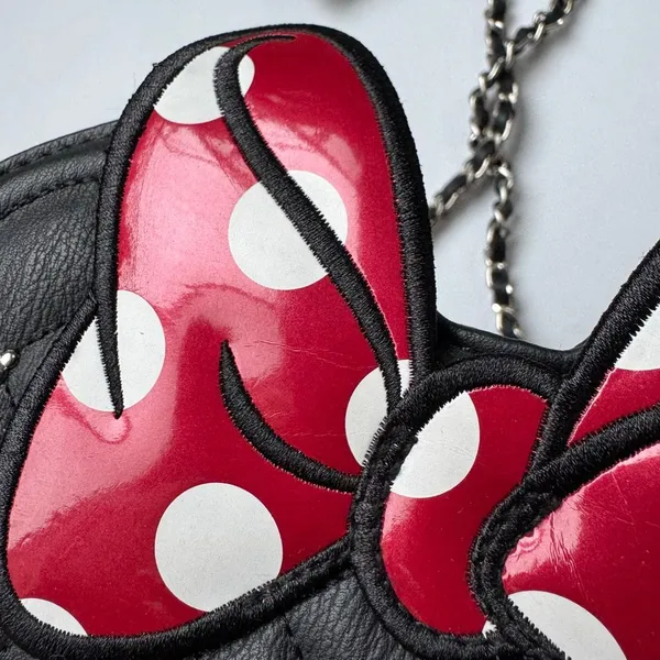 Disney Loungefly Minnie Mouse Ear Crossbody Bag Black Quilted Bow Chain Strap - Image 10