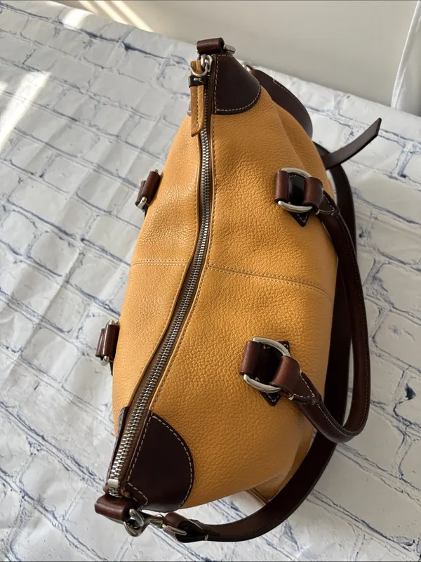 Dooney & Bourke All Weather Leather 2 (AWL 2) mustard yellow Satchel /Crossbody - Image 6