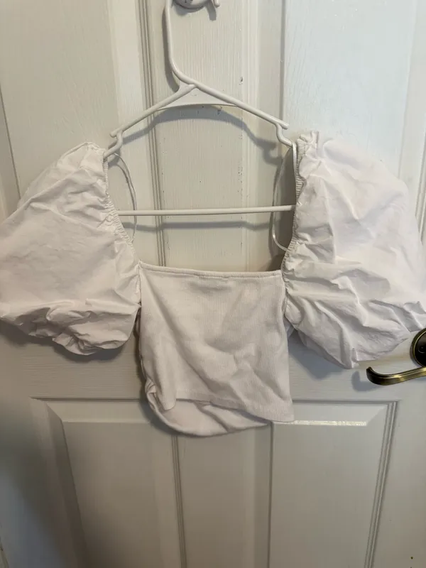 Zara White Puff Sleeve Ribbed Crop Top | Size Small (US 4/26) - Image 3